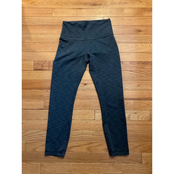 Lululemon Wunder Train Leggings - Picture 3 of 5